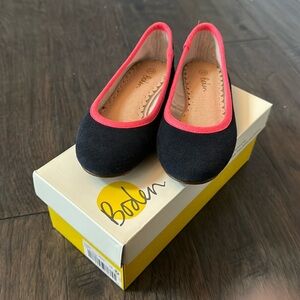 Mini Boden Navy Blue Flats - Size 29